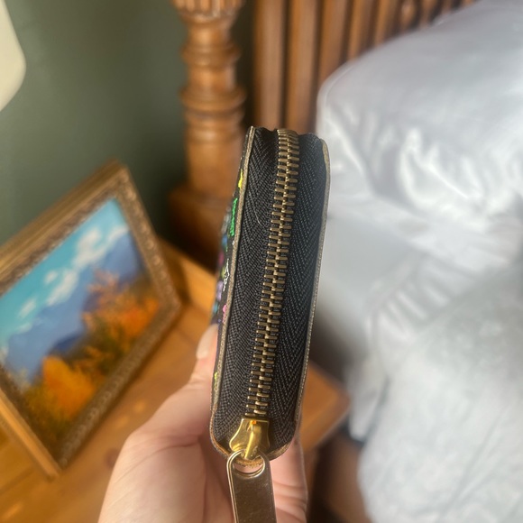 Additional details - Picture 4 of 4